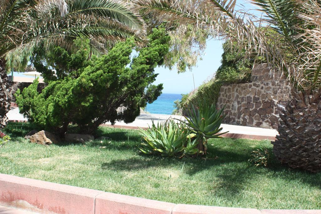 Hotel Castelsardo Domus Beach Exterior photo