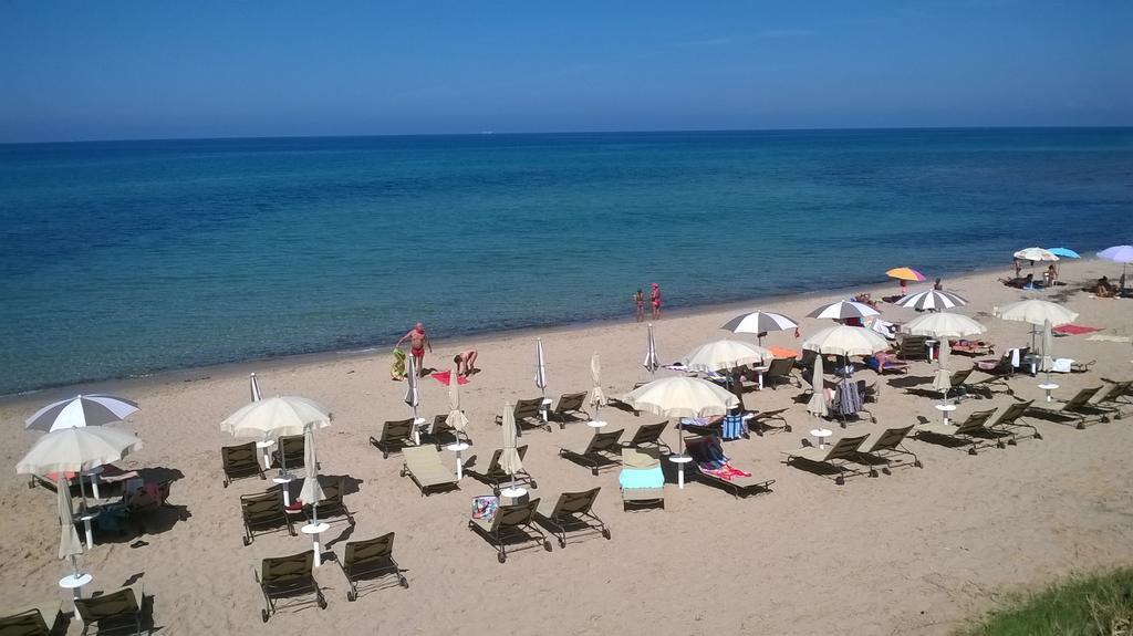 Hotel Castelsardo Domus Beach Exterior photo